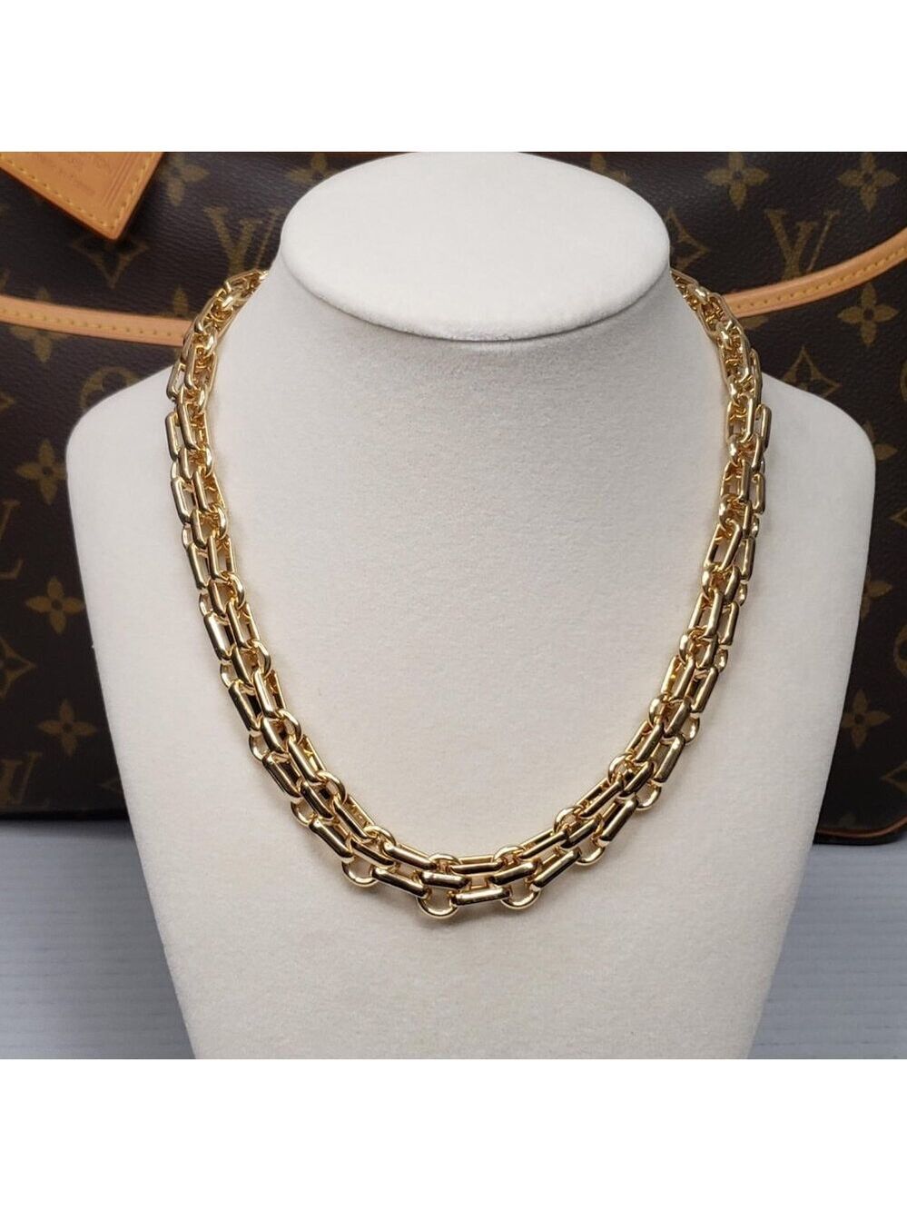 Authentic Louis Vuitton Lock & Key w/ Unbranded Stainless Steel Chain Necklace - Picture 12 of 16